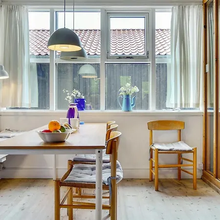Bennek - 200m From The Sea By Interhome Semesterbostad *